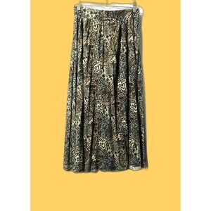 Pleated SKIRT WITH SELF-TIE WAIST STRAP. SIZE LARGE COLOR GREEN MULTICOLOR
